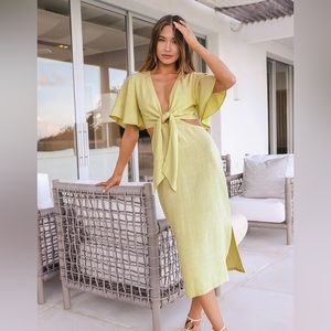 Lulu’s Summer Journey light green tie front cut out dress!